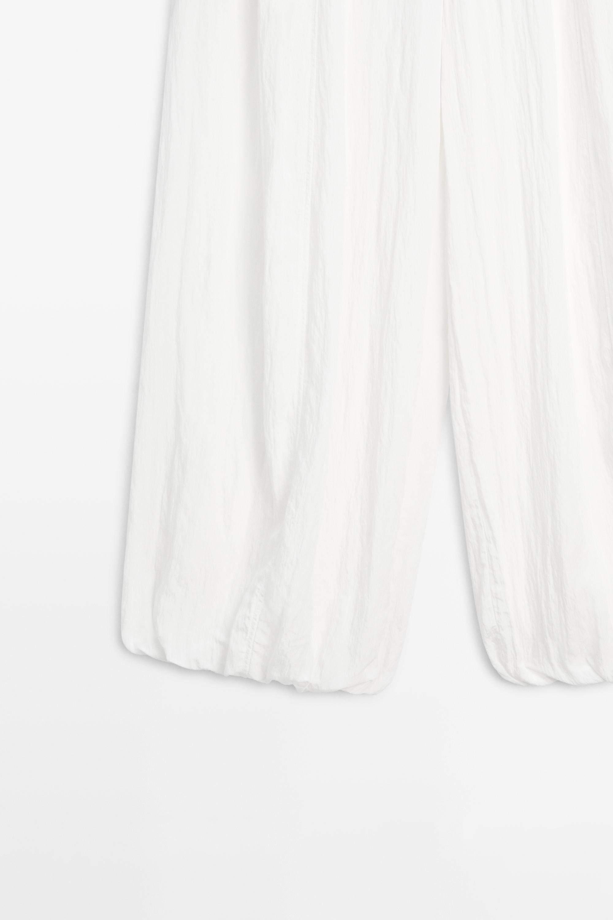 Flowing sarouel trousers with textured detail